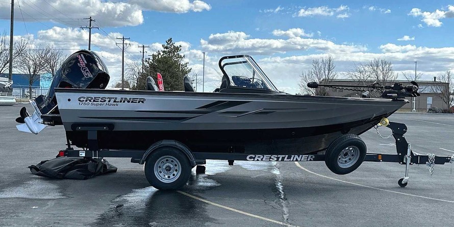 Crestliner 1750 Super Hawk