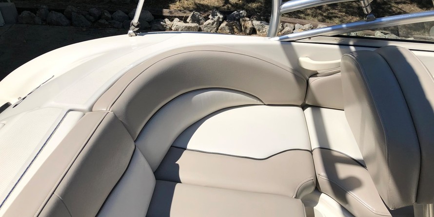 Sea Ray 200 Sundeck