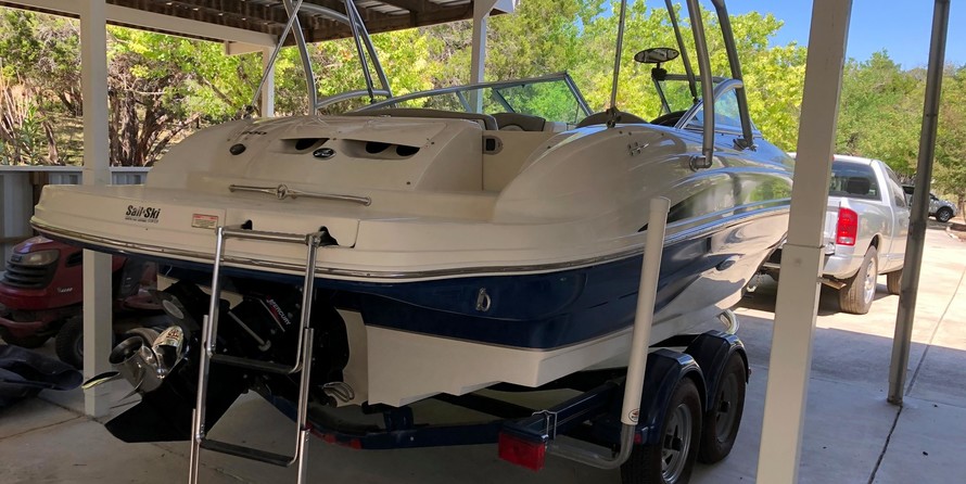 Sea Ray 200 Sundeck