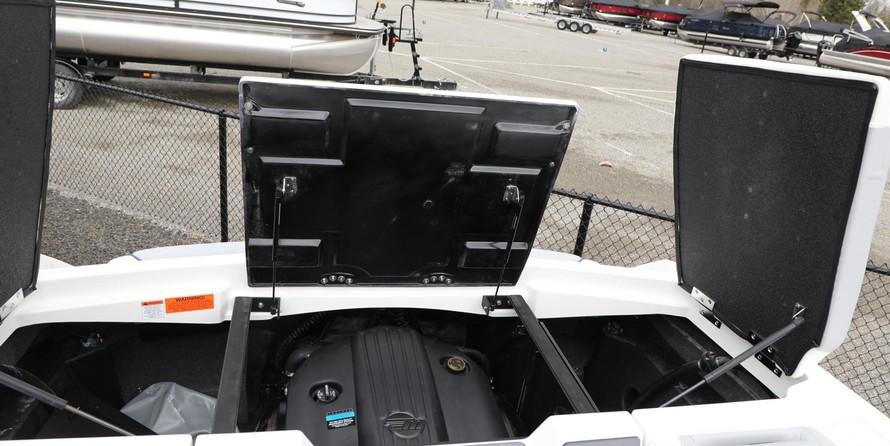 Malibu Wakesetter 25 LSV