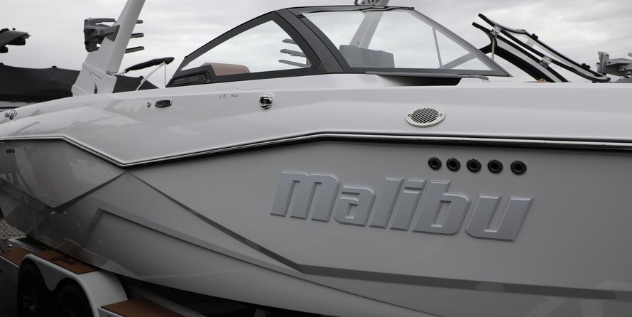 Malibu Wakesetter 25 LSV