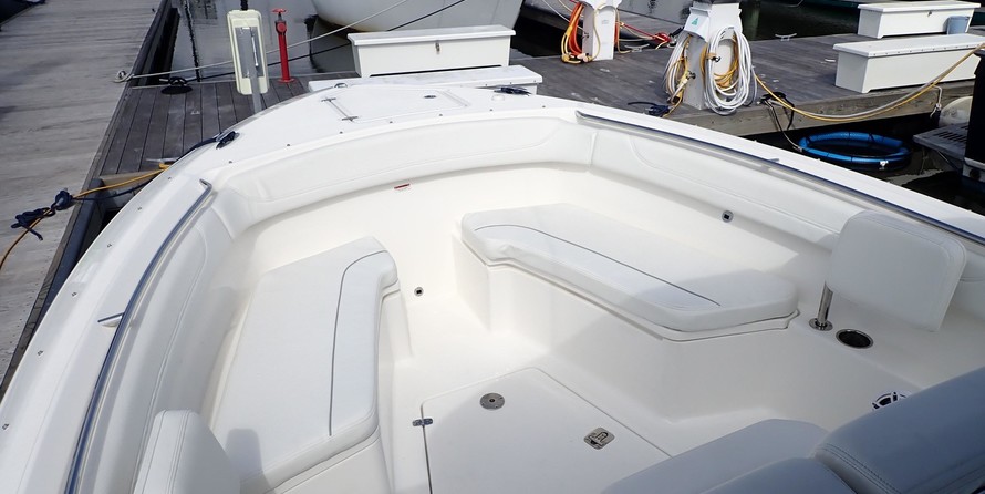 Pursuit st 310 sport