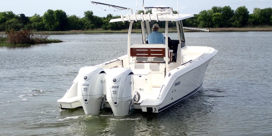 Pursuit st 310 sport