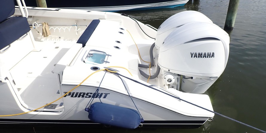 Pursuit st 310 sport