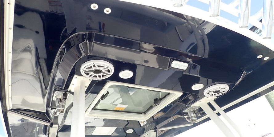 Pursuit st 310 sport