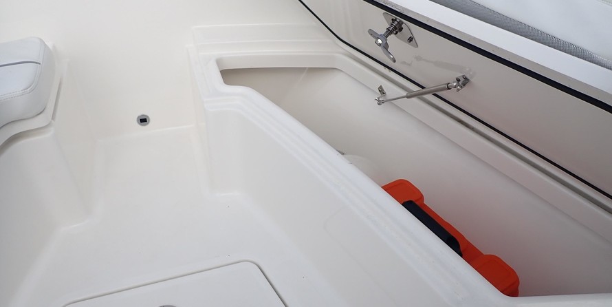 Pursuit st 310 sport