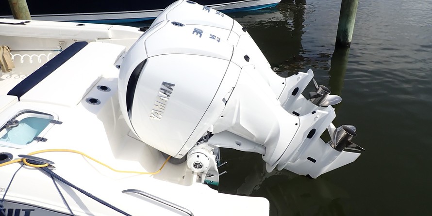 Pursuit st 310 sport