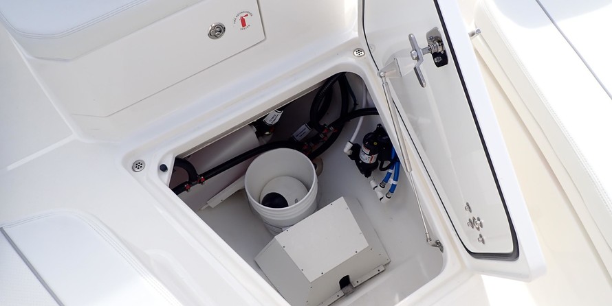 Pursuit st 310 sport