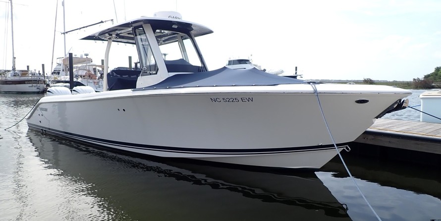 Pursuit st 310 sport