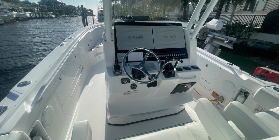 EdgeWater 320CC