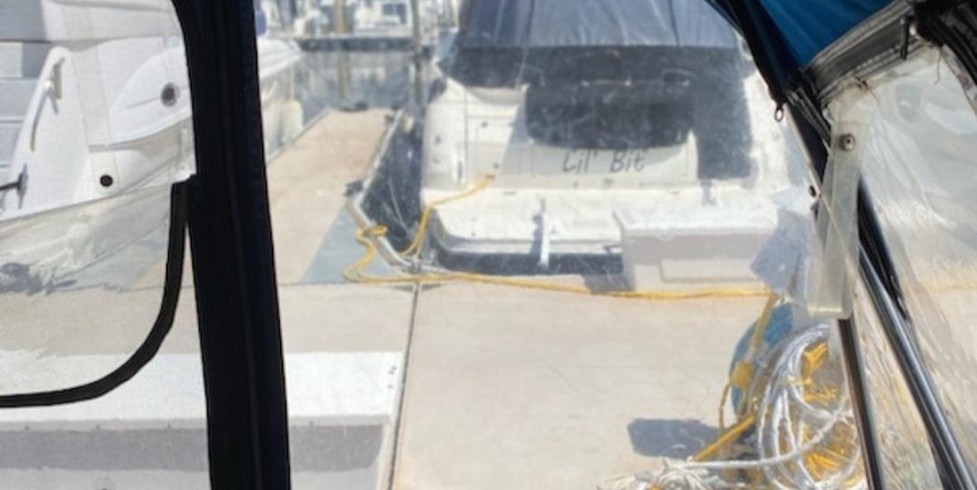 Sea Ray 330 Sundancer