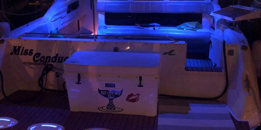 Sea Ray 330 Sundancer