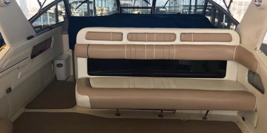 Sea Ray 330 Sundancer