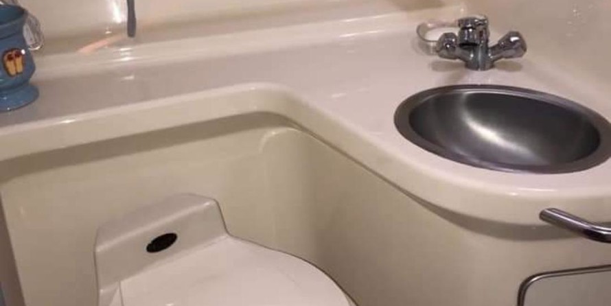 Sea Ray 330 Sundancer