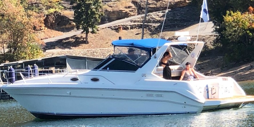 Sea Ray 330 Sundancer