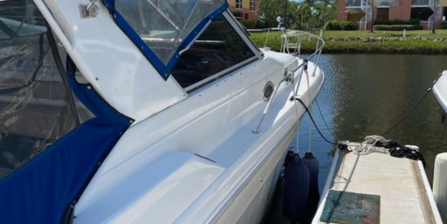 Sea Ray 330 Sundancer