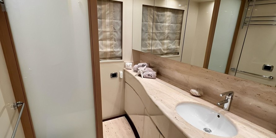 Astondoa 102 GLX