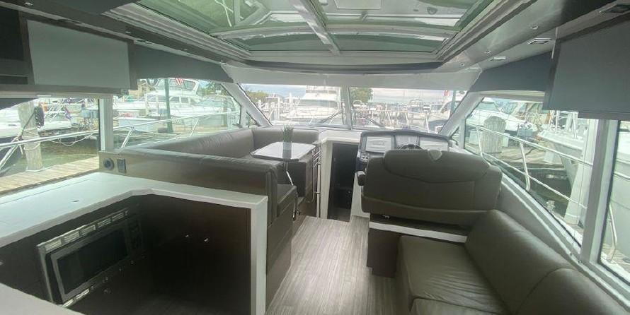 Cruisers Yachts 45 Cantius