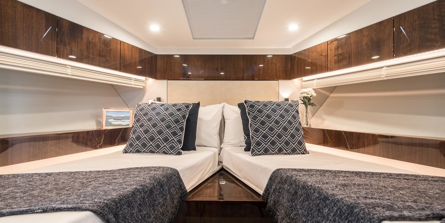 Fairline 50 Squadron