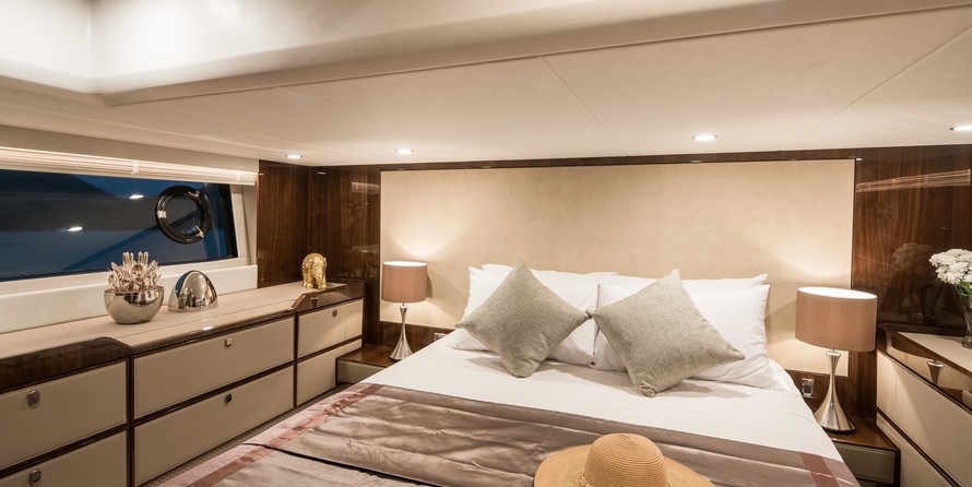 Fairline 50 Squadron