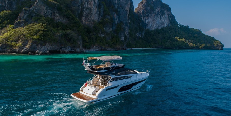 Fairline 50 Squadron