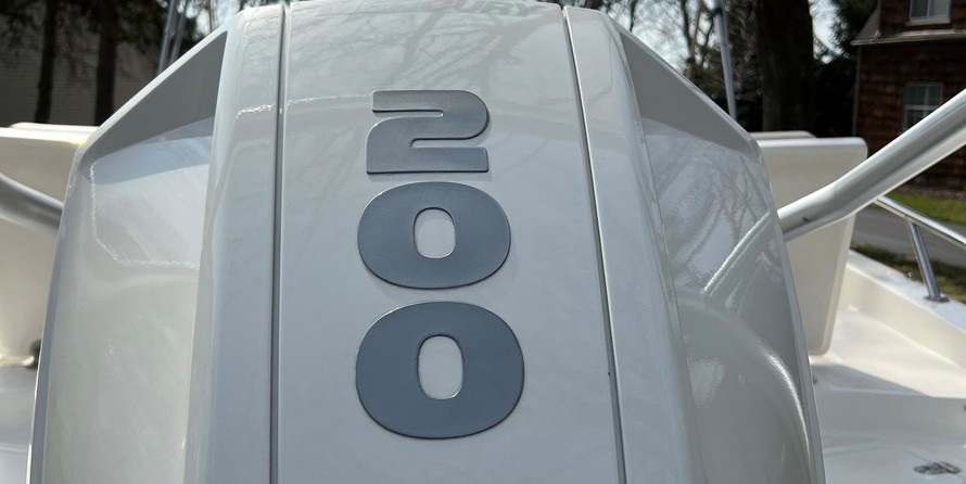 Boston Whaler 210 Dauntless