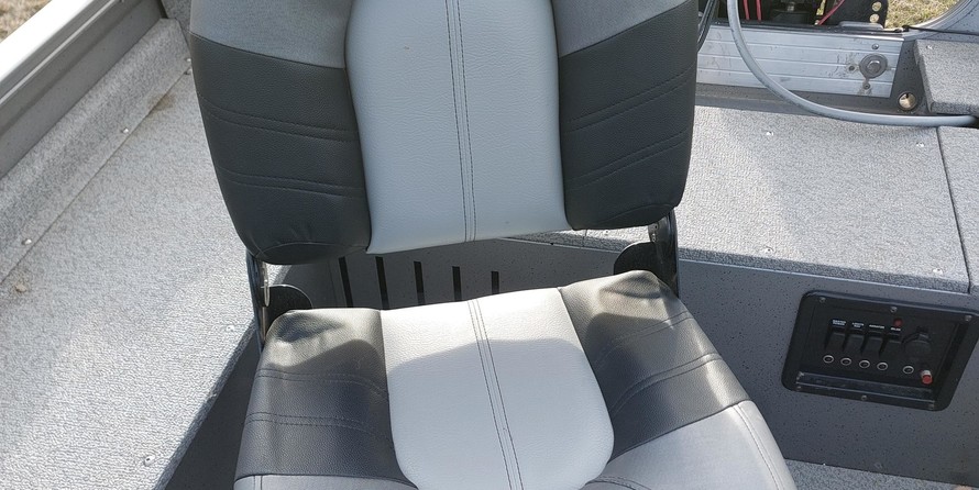 Crestliner 1450 Discovery