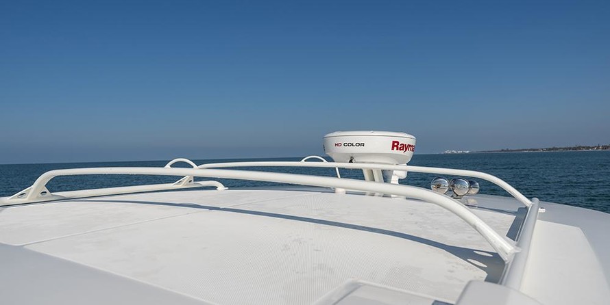 Boston Whaler 350 Realm