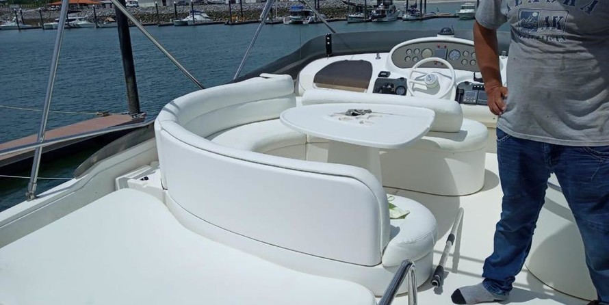 Azimut 58