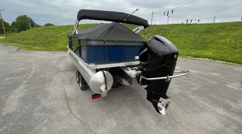 Larson LX 850 Classic SF