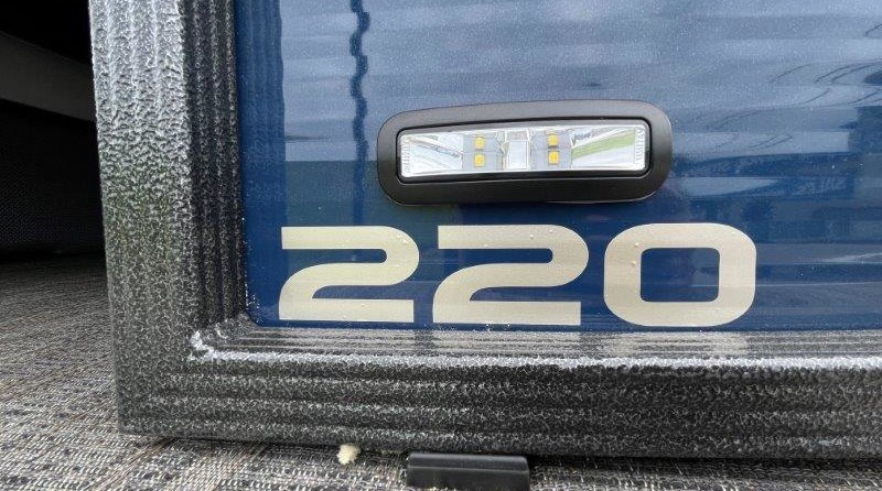 Larson LX 850 Classic SF