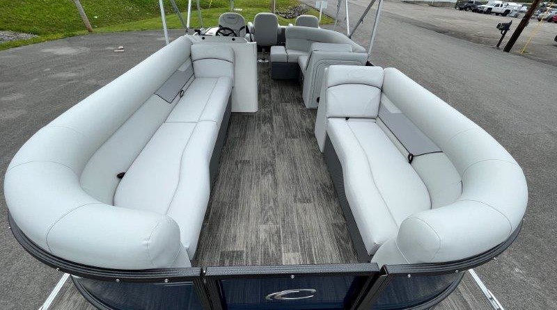 Larson LX 850 Classic SF