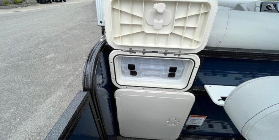 Larson LX 850 Classic SF