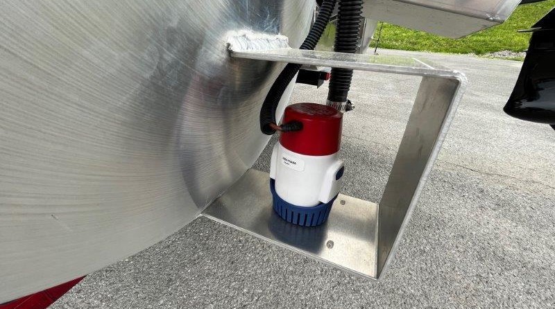 Larson LX 850 Classic SF