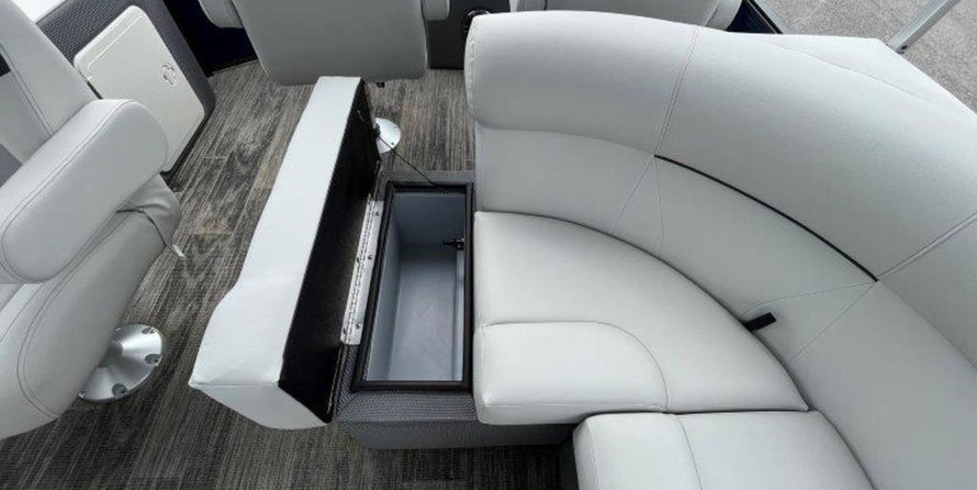 Larson LX 850 Classic SF