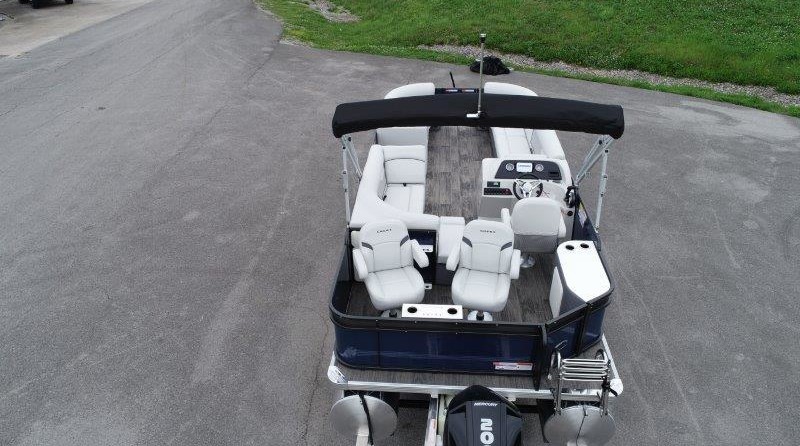 Larson LX 850 Classic SF