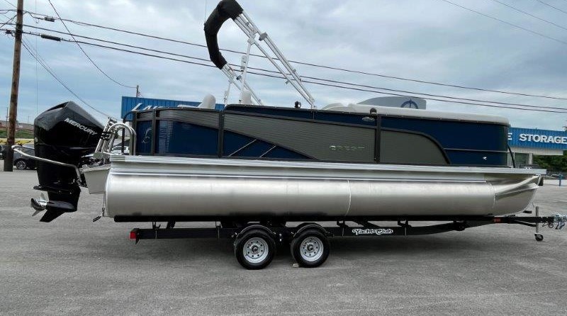 Larson LX 850 Classic SF