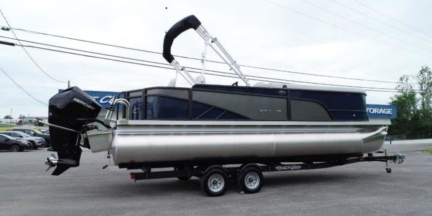 Larson LX 850 Classic SF