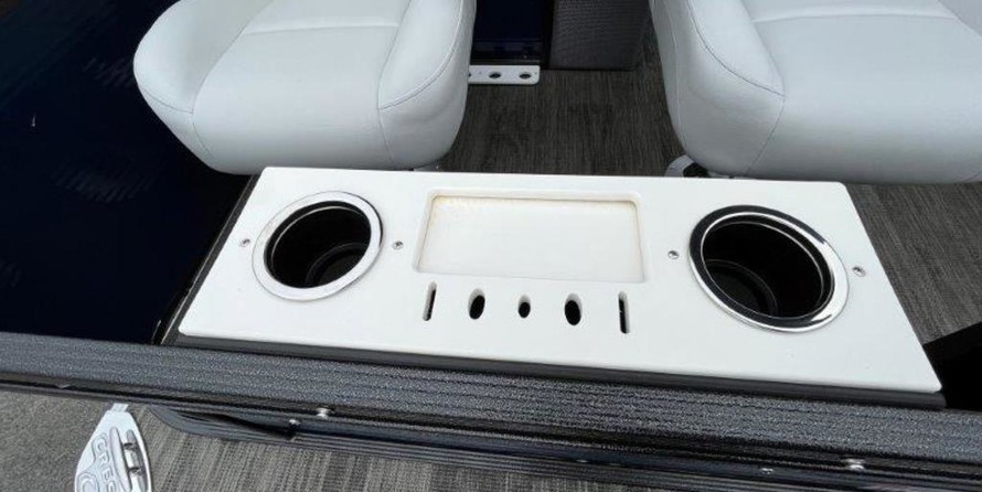 Larson LX 850 Classic SF