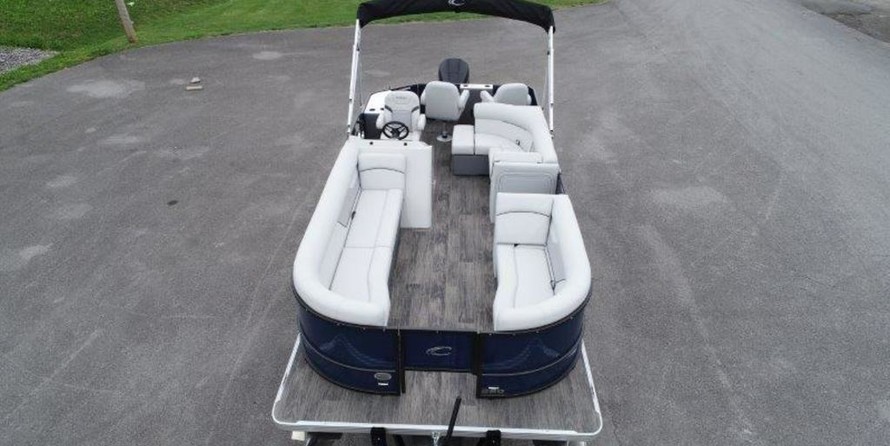 Larson LX 850 Classic SF