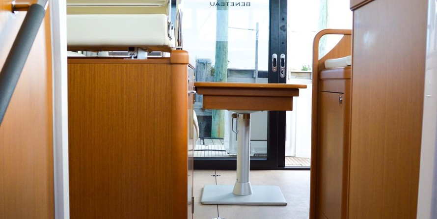 Beneteau Swift Trawler 35