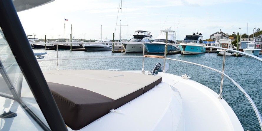 Beneteau Swift Trawler 35