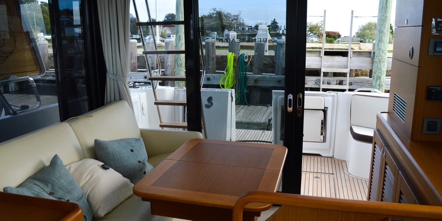Beneteau Swift Trawler 35