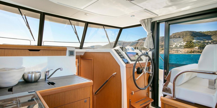 Beneteau Swift Trawler 35