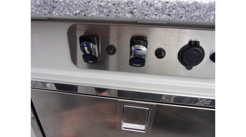 Avalon 2785 ambassador rl