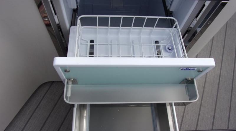 Avalon 2785 ambassador rl