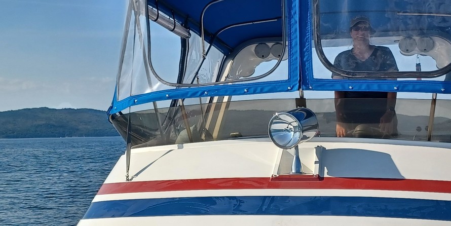 Bluewater yachts 42 coastal cruiser