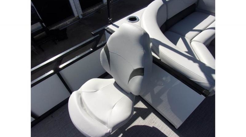 Sunchaser Boats Oasis 20 Fish-n-Cruise