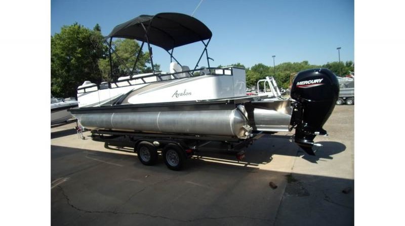 Sunchaser Boats Oasis 20 Fish-n-Cruise