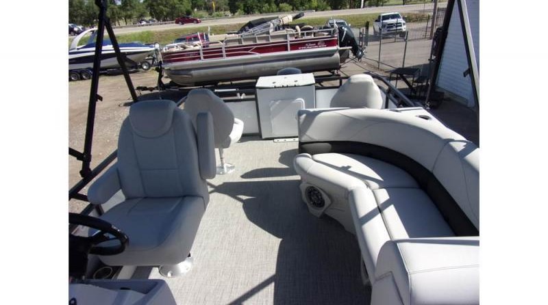 Sunchaser Boats Oasis 20 Fish-n-Cruise